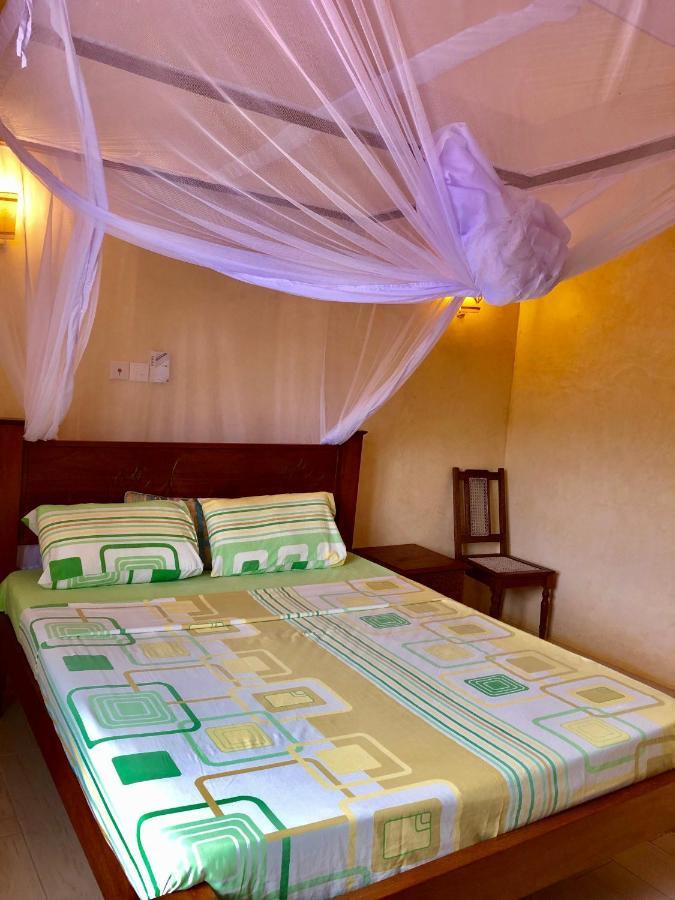Flametree Beach Homes Diani Beach Exteriör bild
